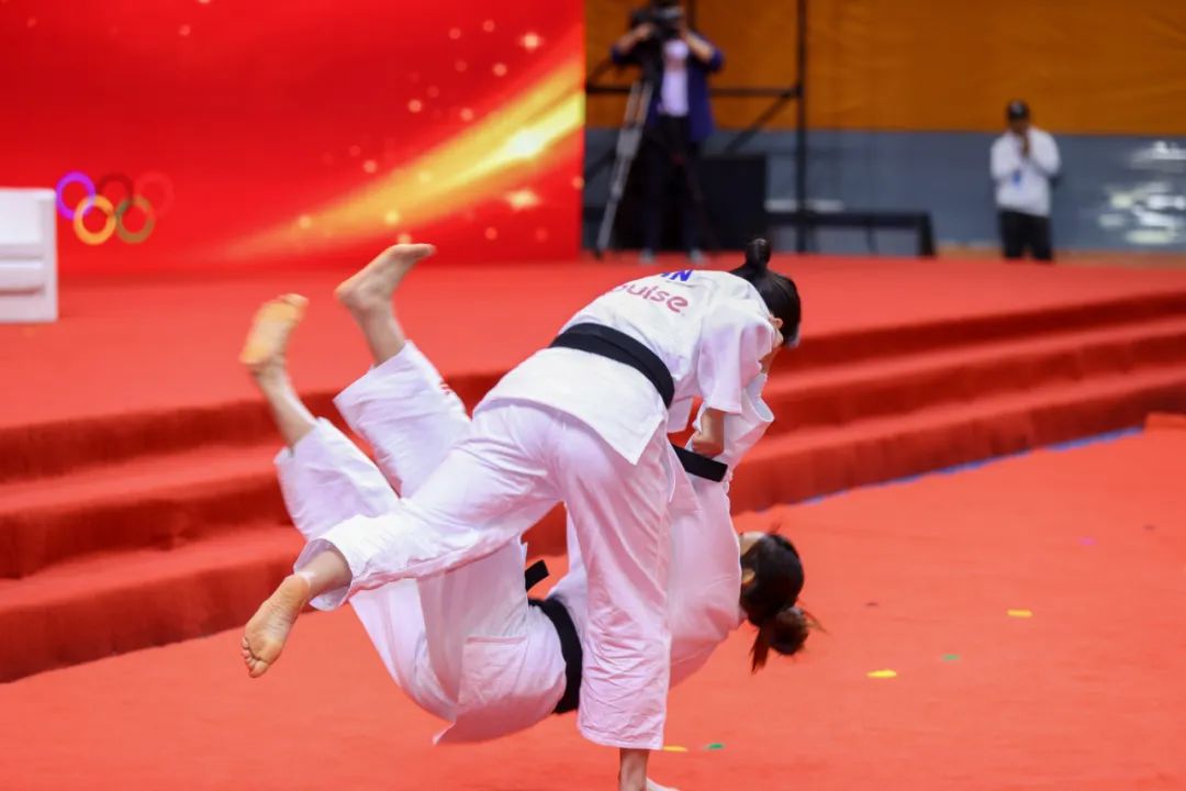 cctv5北科大奥运冠军,北科大铅球奥运冠军