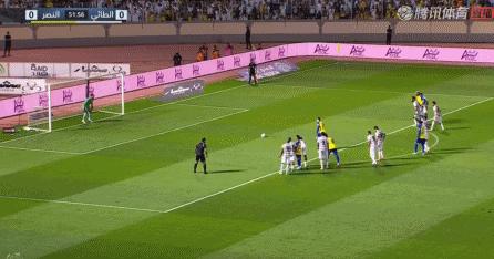 c罗被嘘声后连进4球,c罗连续11场破门而出