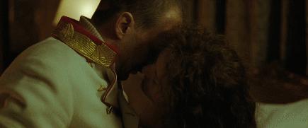 抱歉，该上热搜的是她，不是男足