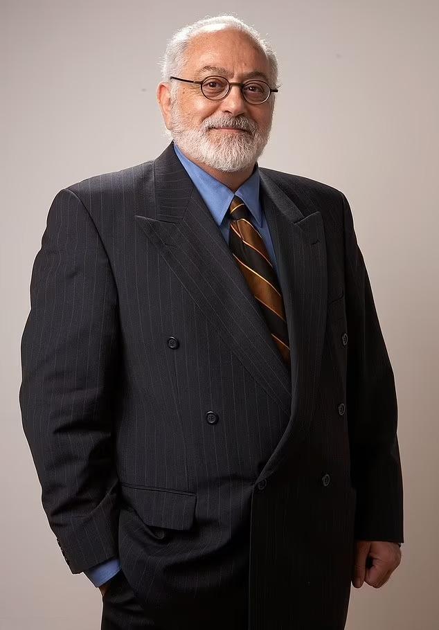 哪些年轻名人因新冠而死,2022年逝去的14位名人