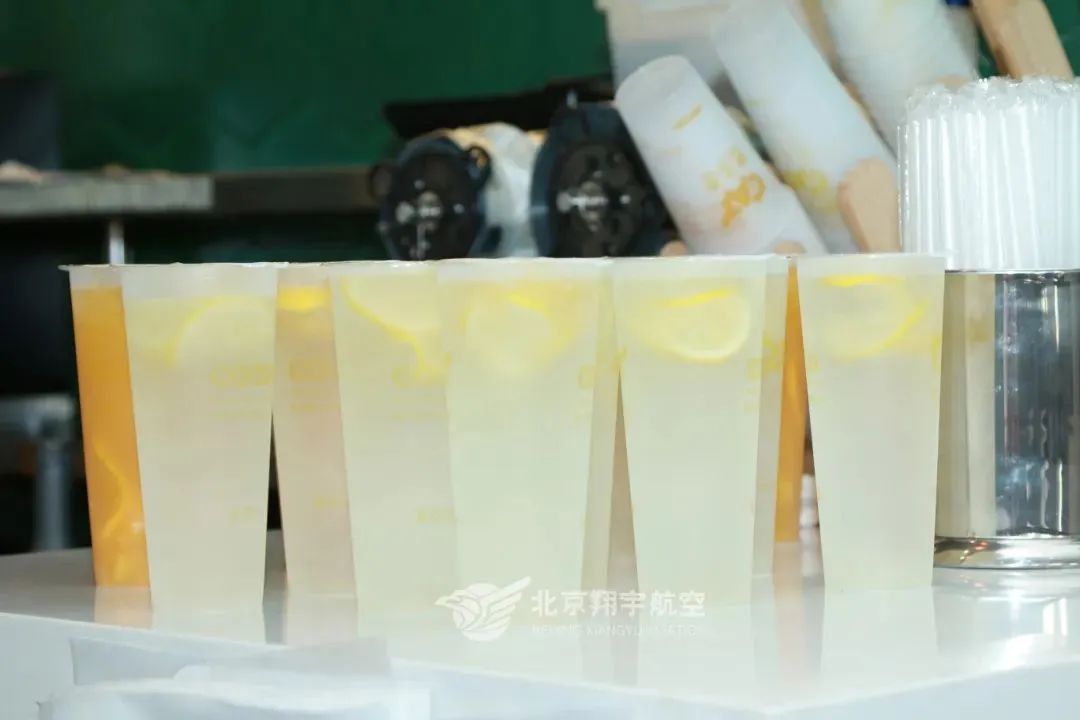 走进学校让心情愉悦,走进安静整洁的教室时我深感自豪