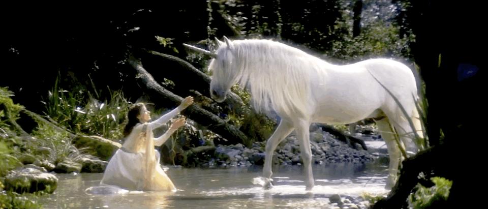 香奈儿香水哪个味道会好闻,香奈儿香水哪个味道比较好闻持久