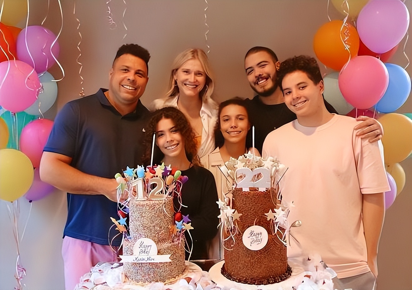 大罗身价40亿,罗纳尔多人生赢家