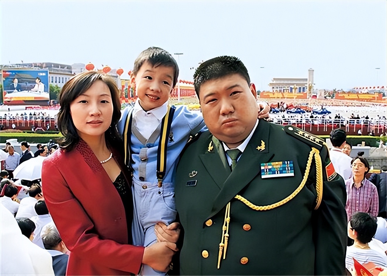 伟人唯一曾孙女，外貌神似杨开慧，14岁气质高雅颇具艺术天赋