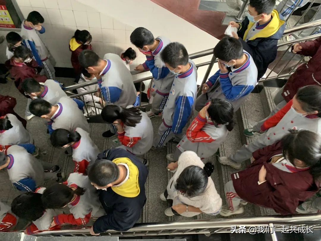 消防安全应急疏散演练工作会议,加强消防安全创建和谐校园