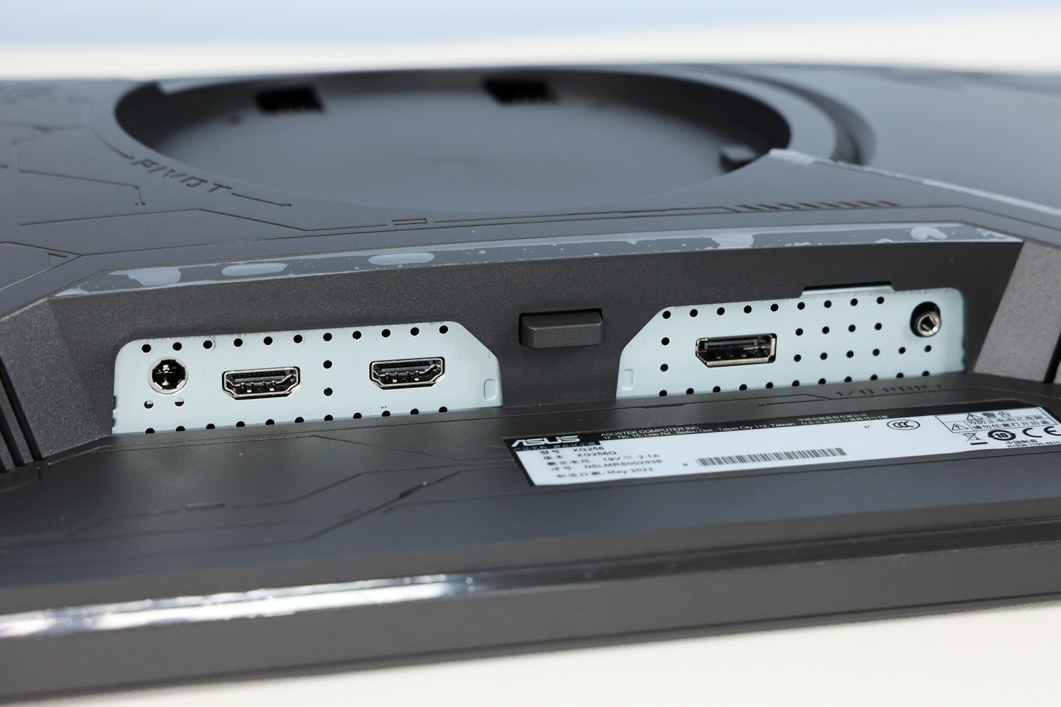 rog首款便携显示器,rogxg258q显示器评测