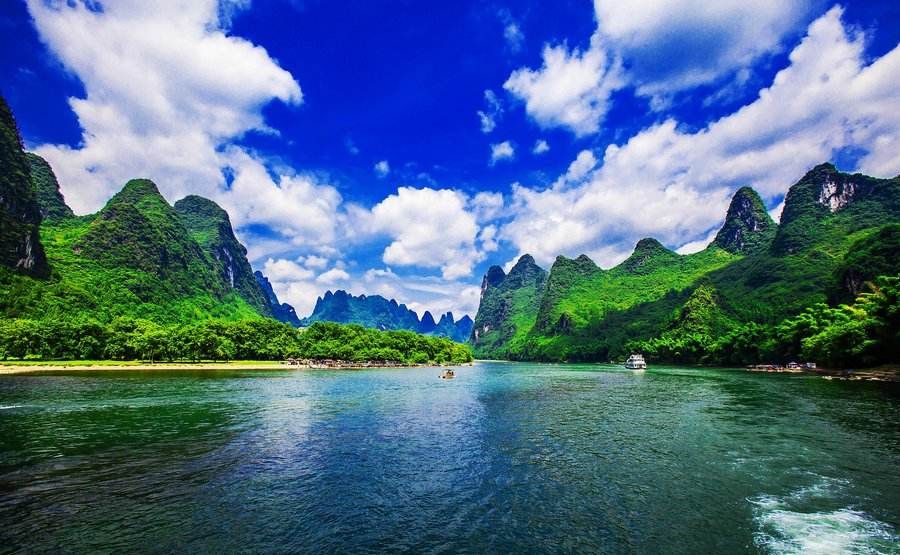 桂族精品四日游,贵州双飞6日游680元旅游推荐