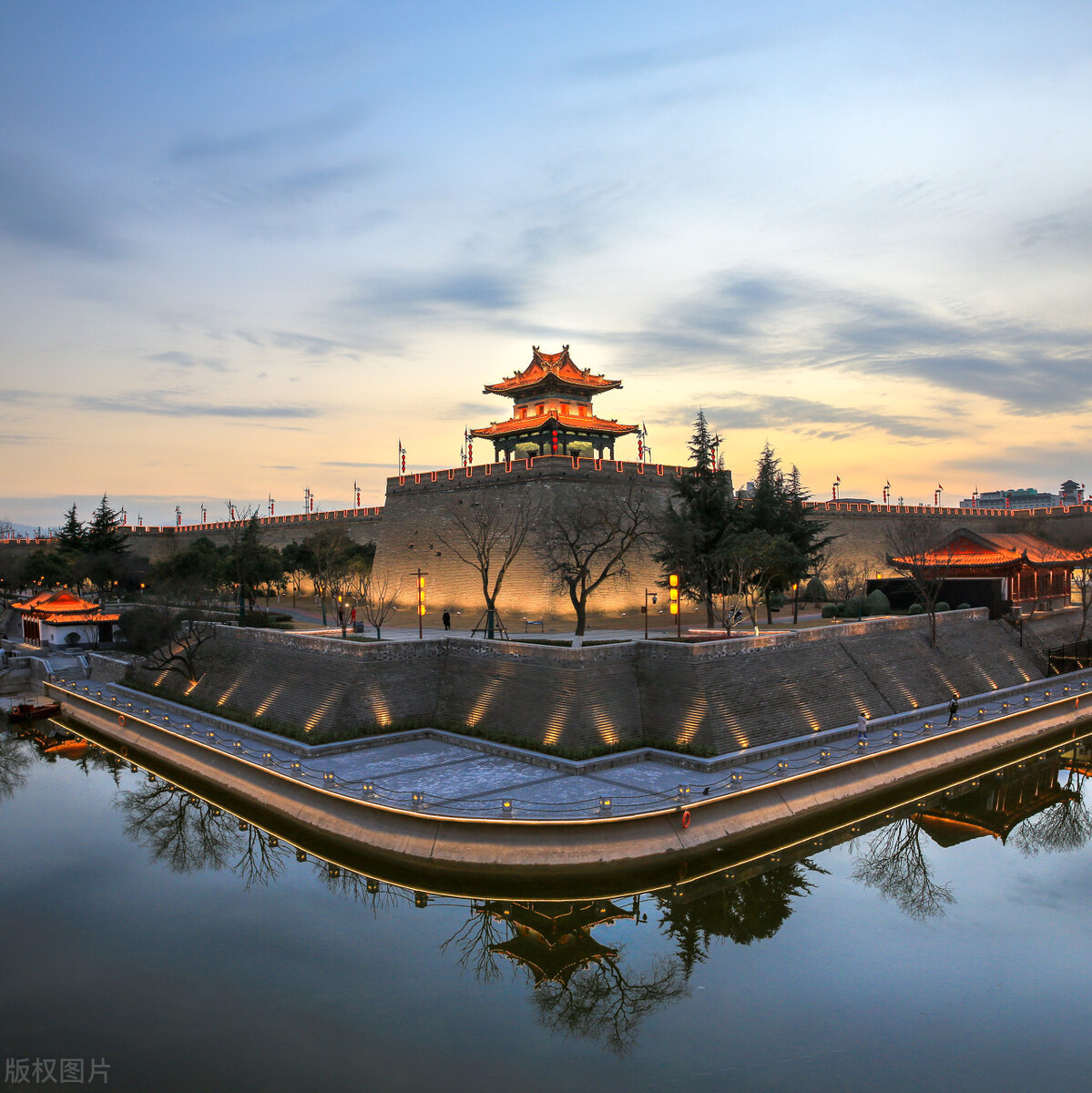 西安旅游攻略自由行必去景点,去西安旅游必去的十大景点推荐