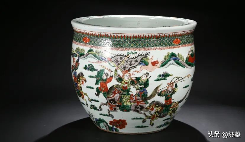 釉上五彩,釉上五彩富贵花