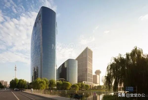 口碑好的写字楼出租市价,北京华贸写字楼租金