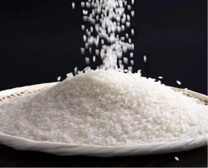 相见恨晚这首歌完整版,原汁原味古色古香的一座小城