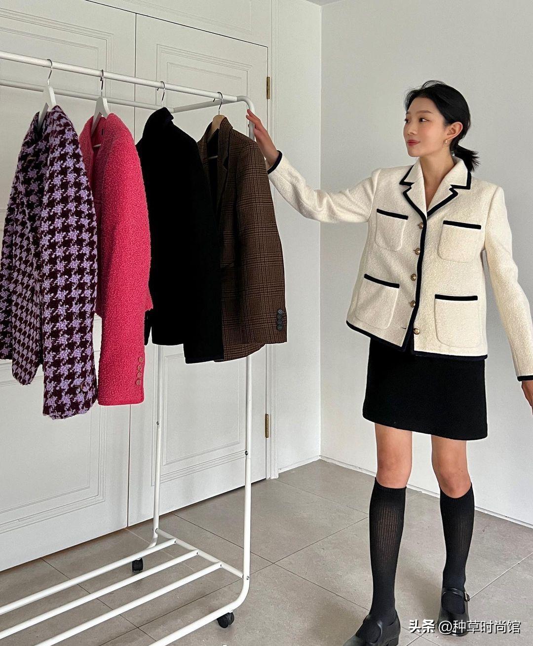 韩国小姐姐冬日穿搭,拜托冬天穿短袖