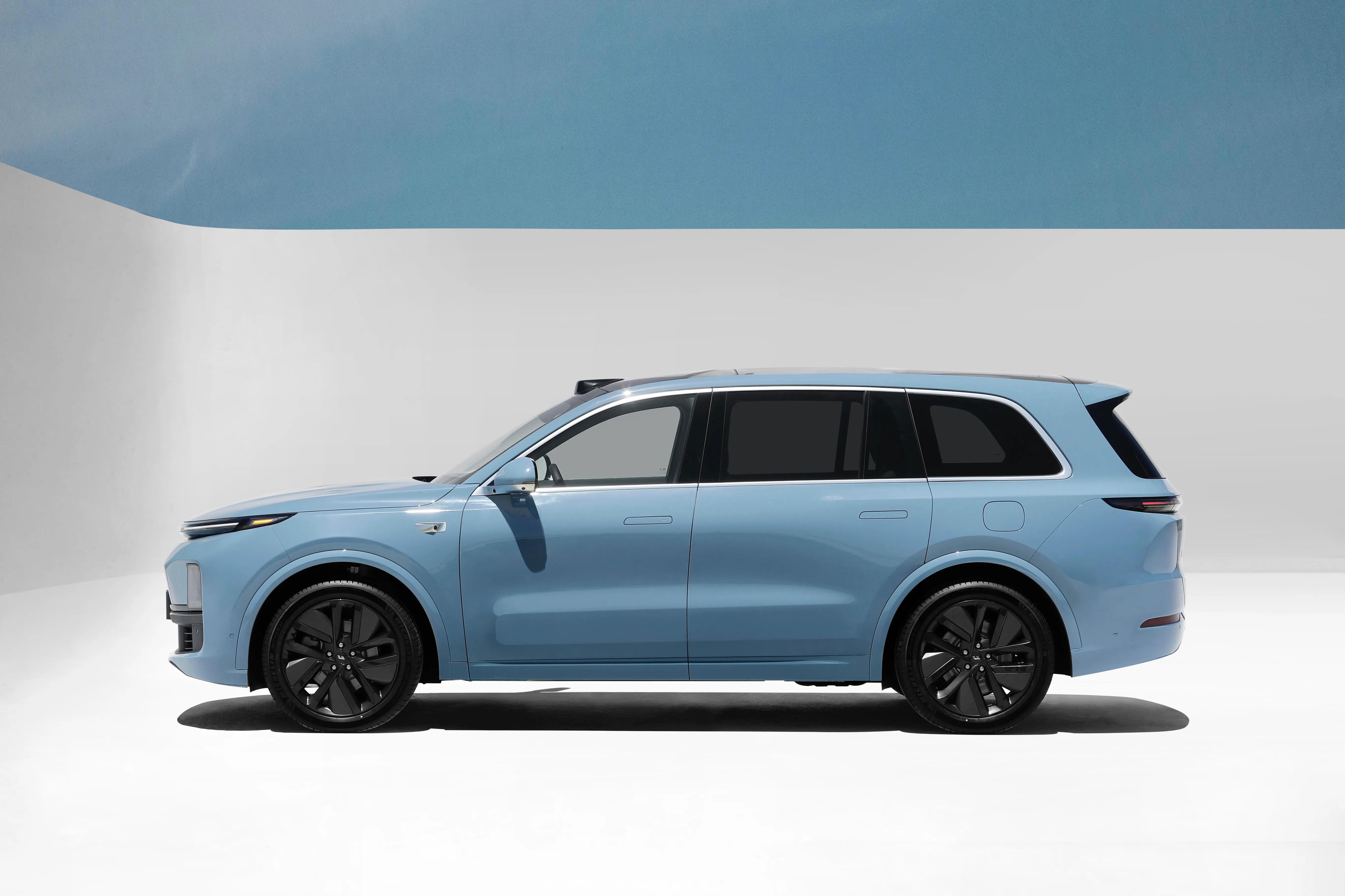 蔚来股票赚翻,靠蔚来车赚钱