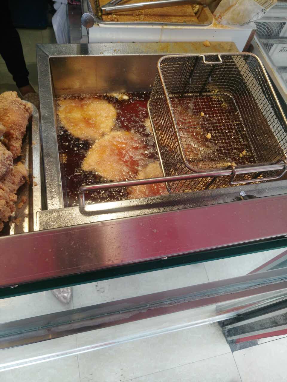 正新鸡排年销售70亿,鸡排店盈利