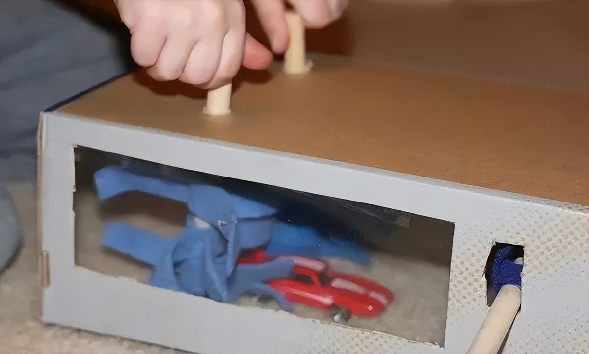 20种亲子互动小游戏,亲子羽毛球室内小游戏