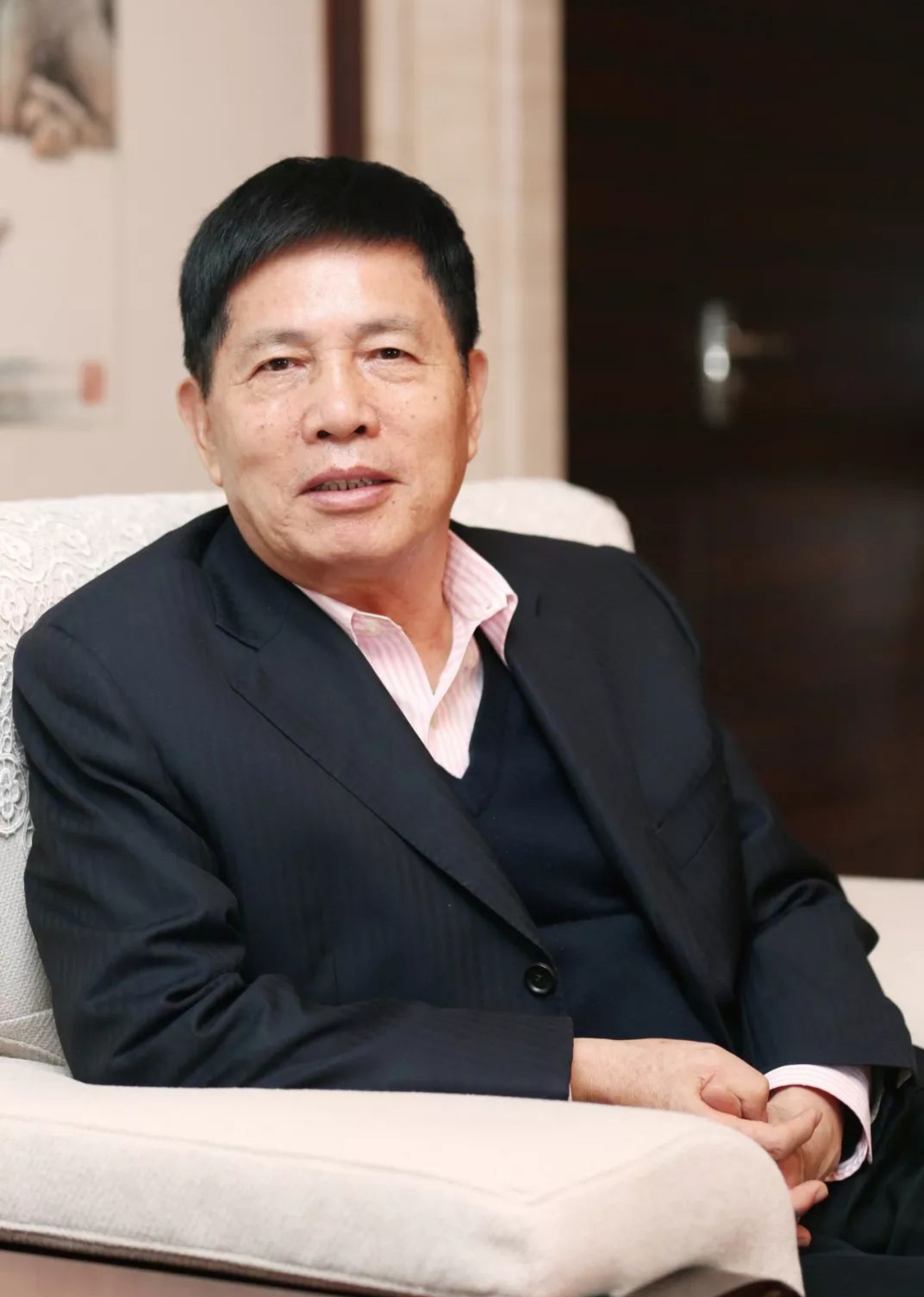 江苏“太仓大黑马”：23岁进工厂，创办民企500强，年入282.33亿