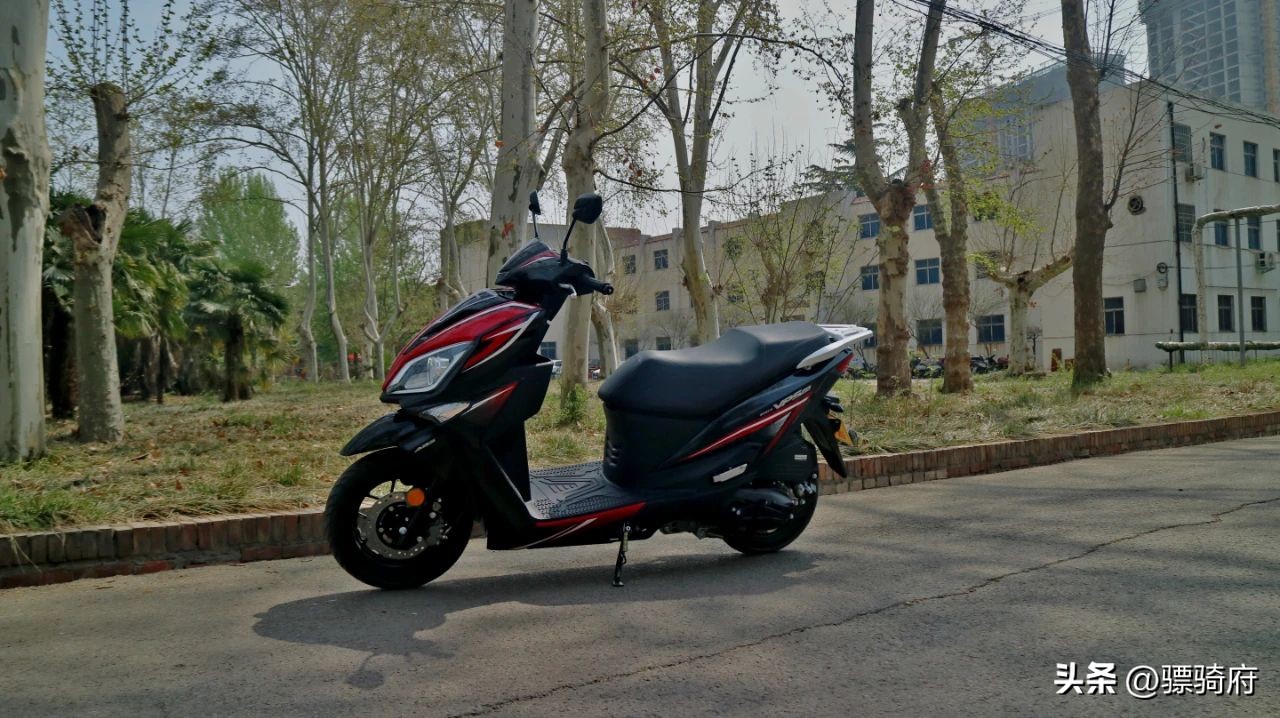 8980元！大阳新版VPS125等新品发布，超高性价比引发车迷关注