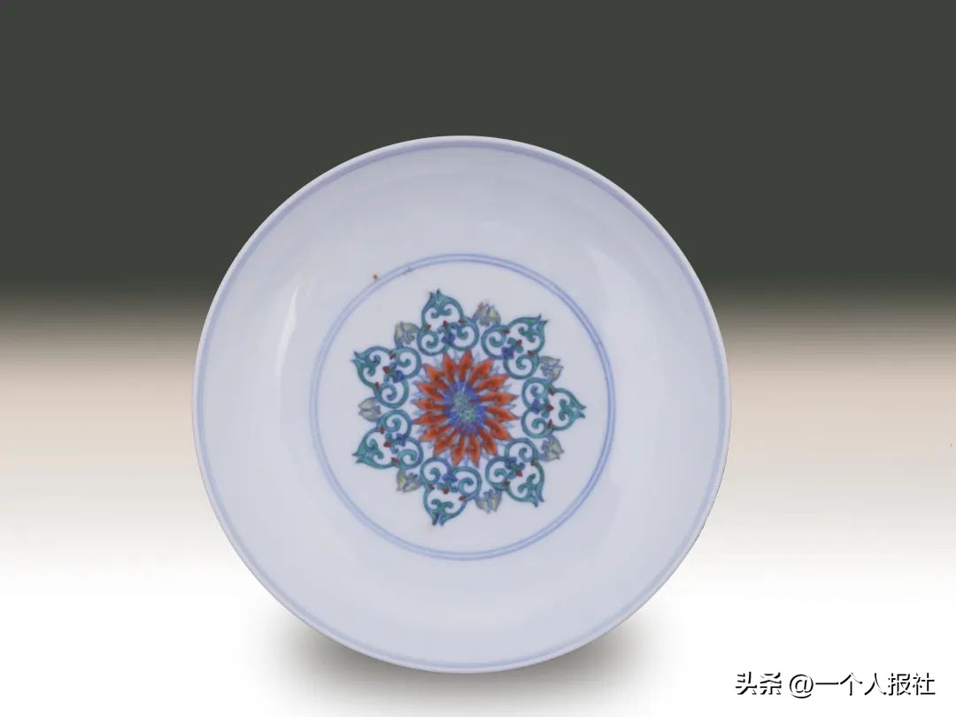 姹紫嫣红瓷器杯子绘画,斗彩瓷有口沿无釉的吗