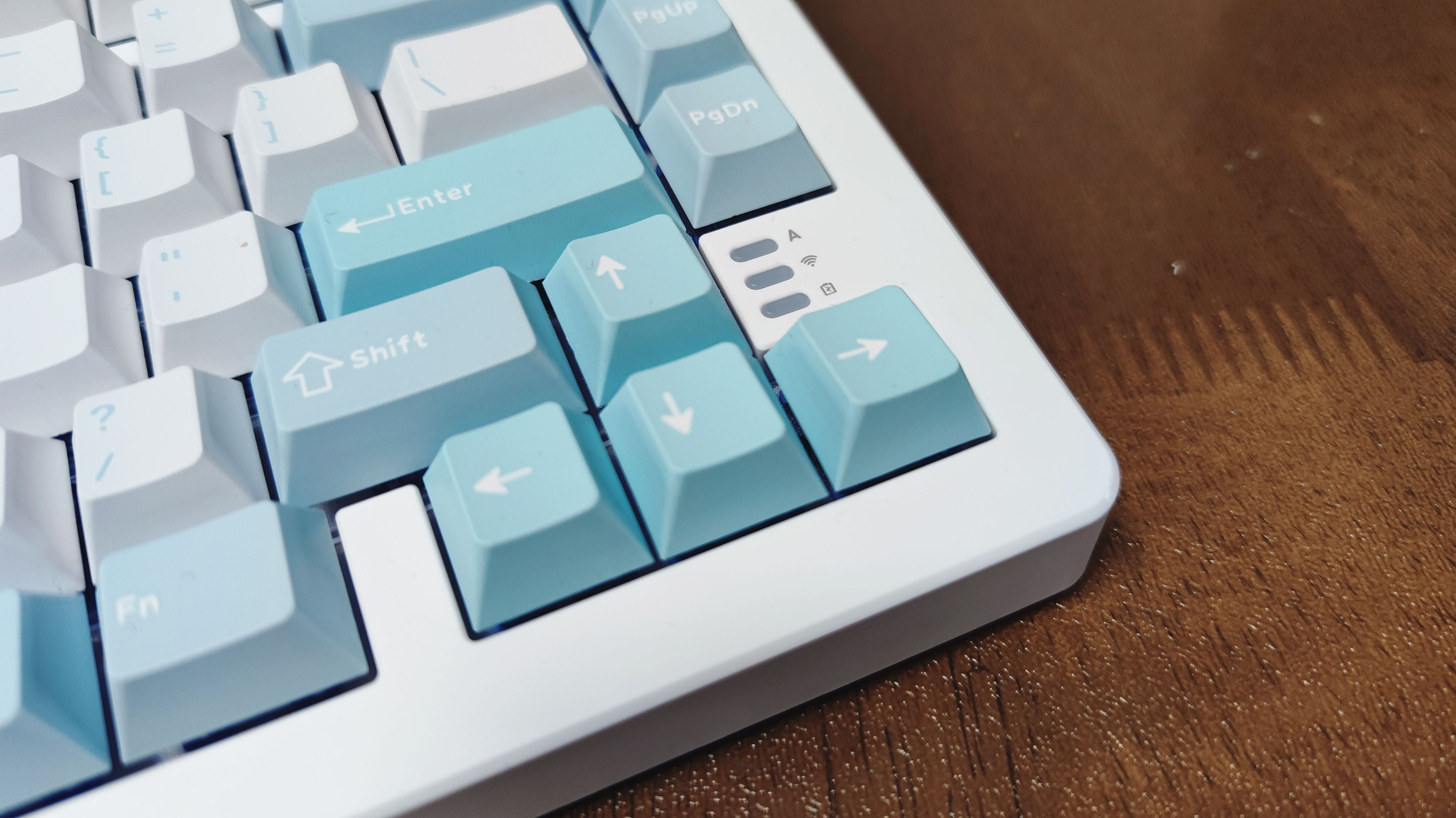 达尔优a81键盘灯光调节,达尔优a84pro机械键盘测评