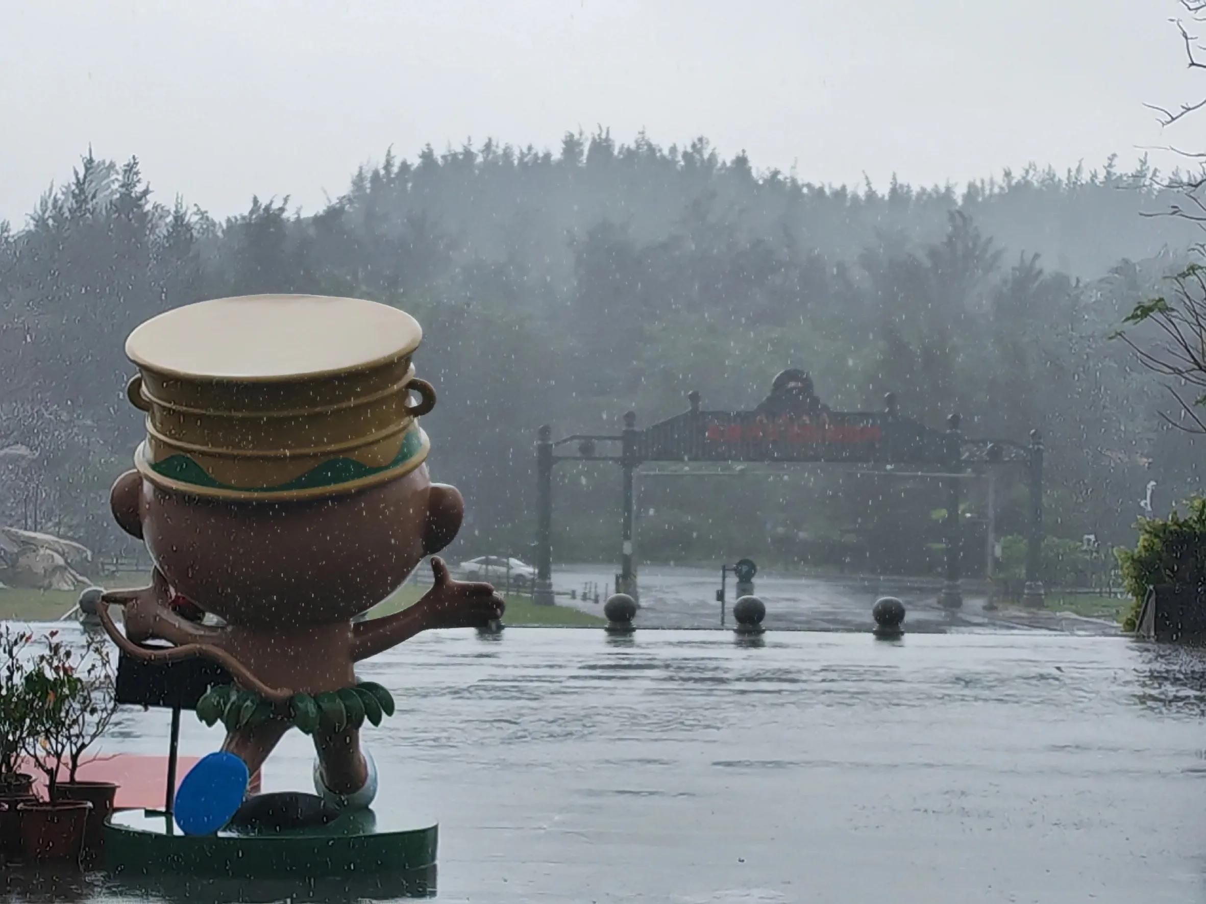 一车两人海南,一人一车自驾游海南怎么玩最实惠