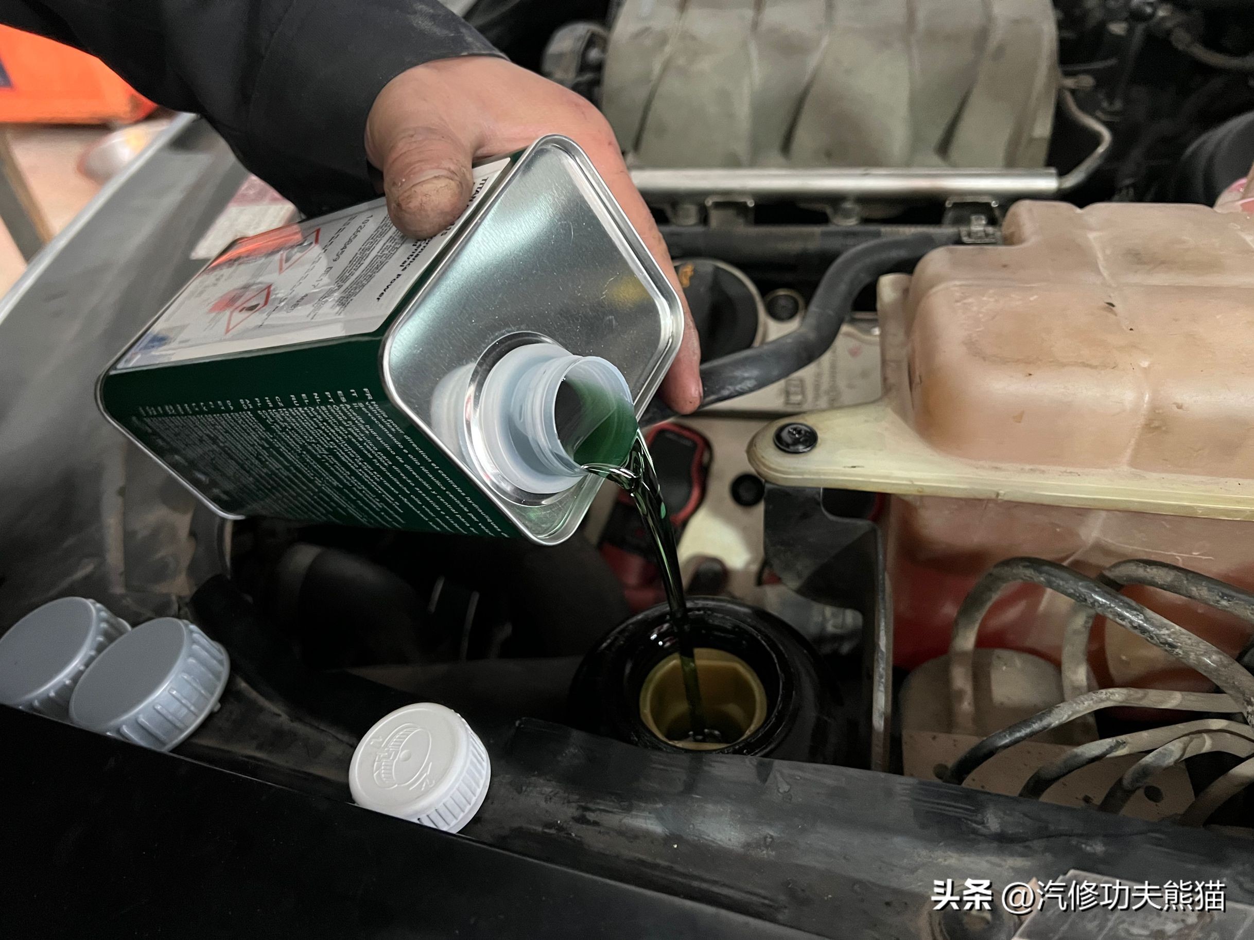 翻新60年前的奥迪,老车翻新奥迪a6发动机