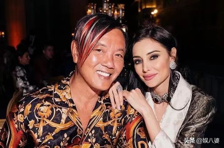 澳门新晋赌王劳斯莱斯 (澳门赌王买20辆劳斯莱斯)