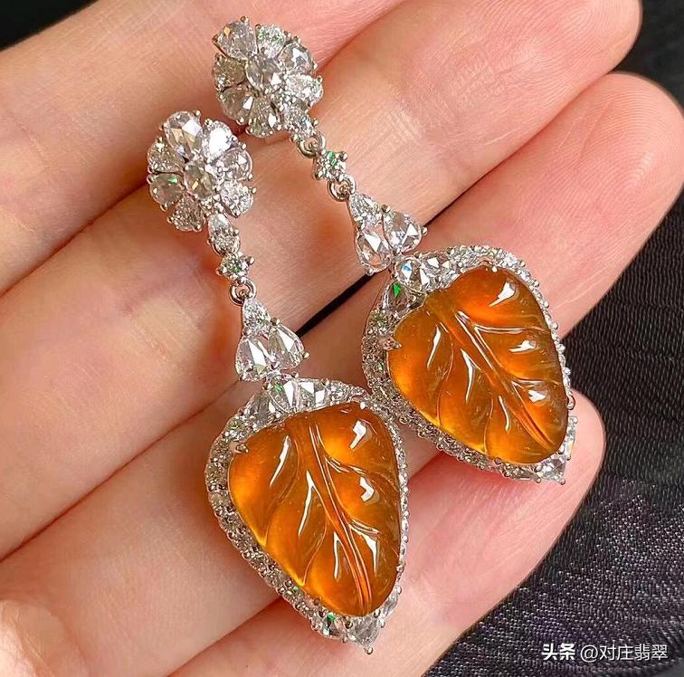 黄色翡翠原石值钱吗,黄色冰种翡翠值不值钱