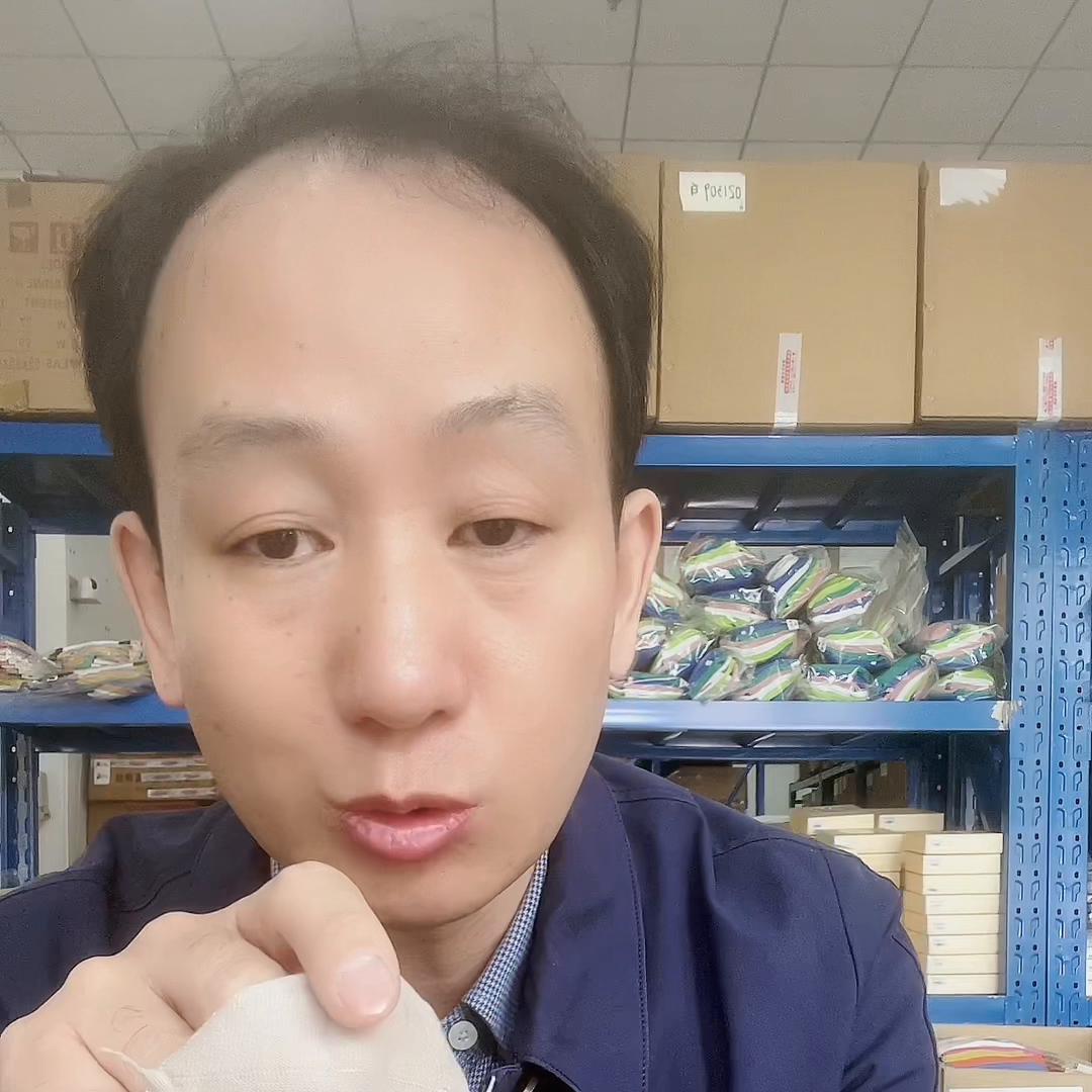 如果真如这位用户说的卖塑料做的袜子，宣称是棉袜，然后卖...