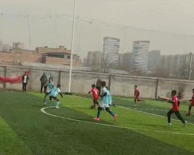 霸气无比演绎足球暴力美学,暴力美学足球