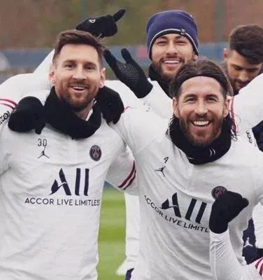 c罗梅西拉莫斯合照,c罗内马尔梅西拉莫斯