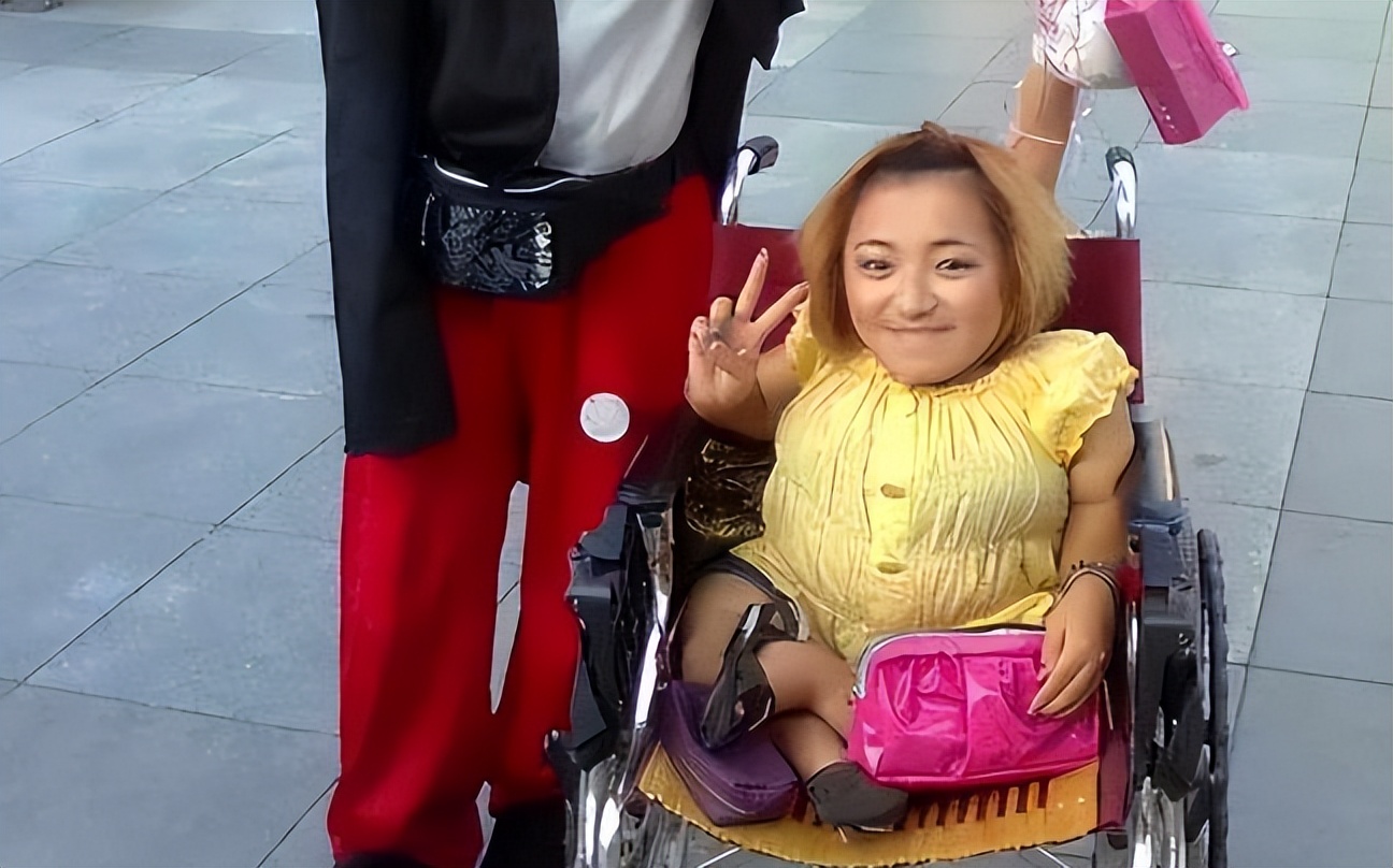 女富豪李喜梅简历,上海女首富李喜梅结婚