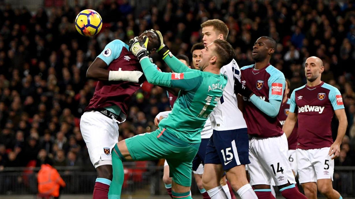 赛场上搞笑的瞬间救人,职业赛场上的十大爆笑场面