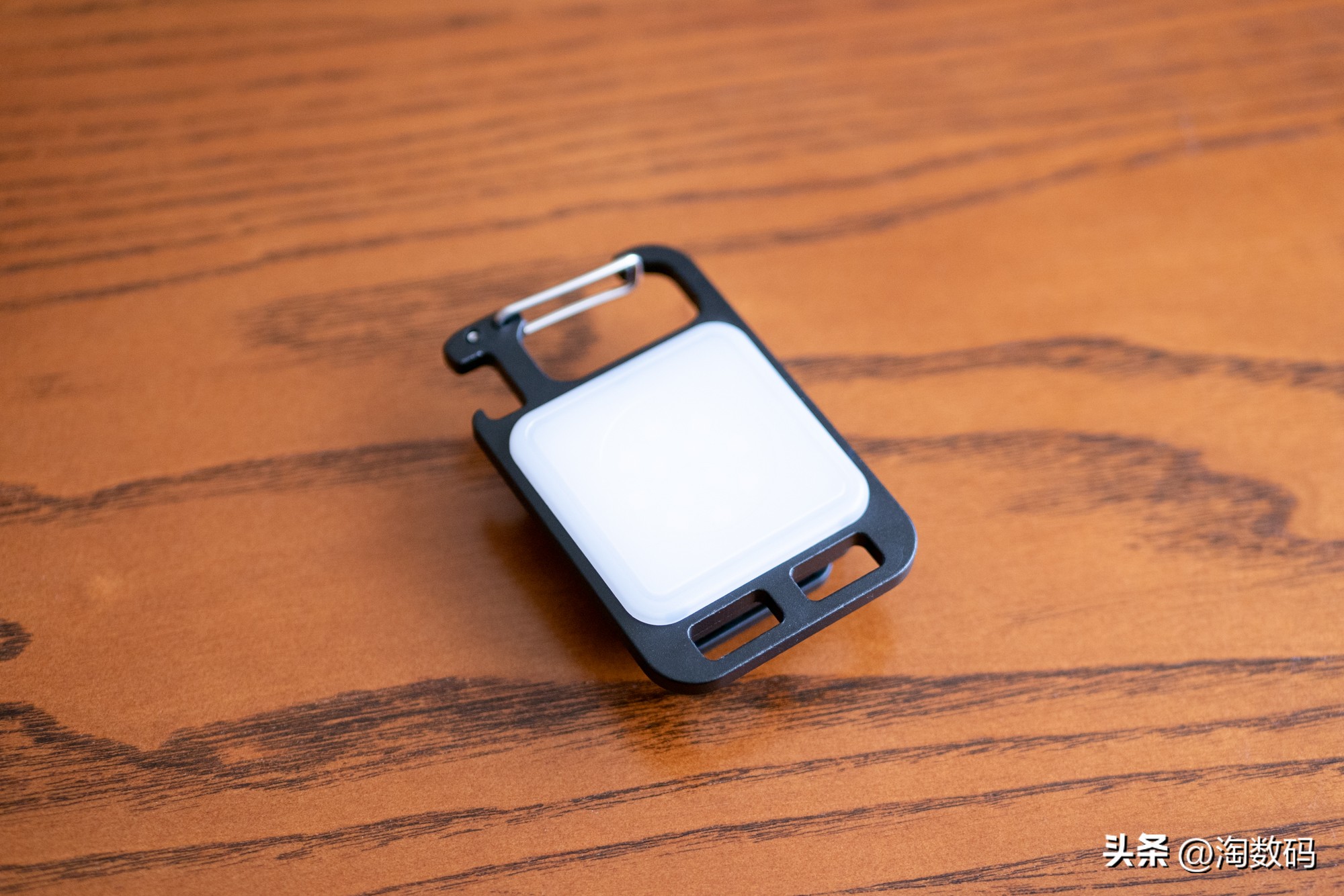 开酒瓶钥匙扣挂件最新款,开啤酒瓶钥匙扣挂件