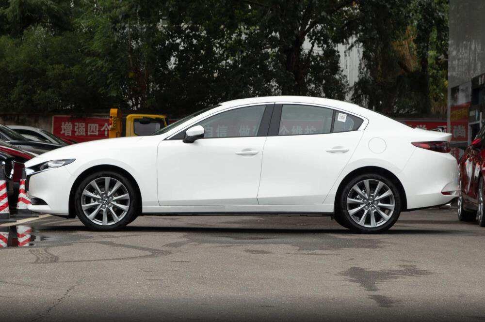 马自达3昂克赛拉2.0l质雅版评测,又一日系车打响价格战