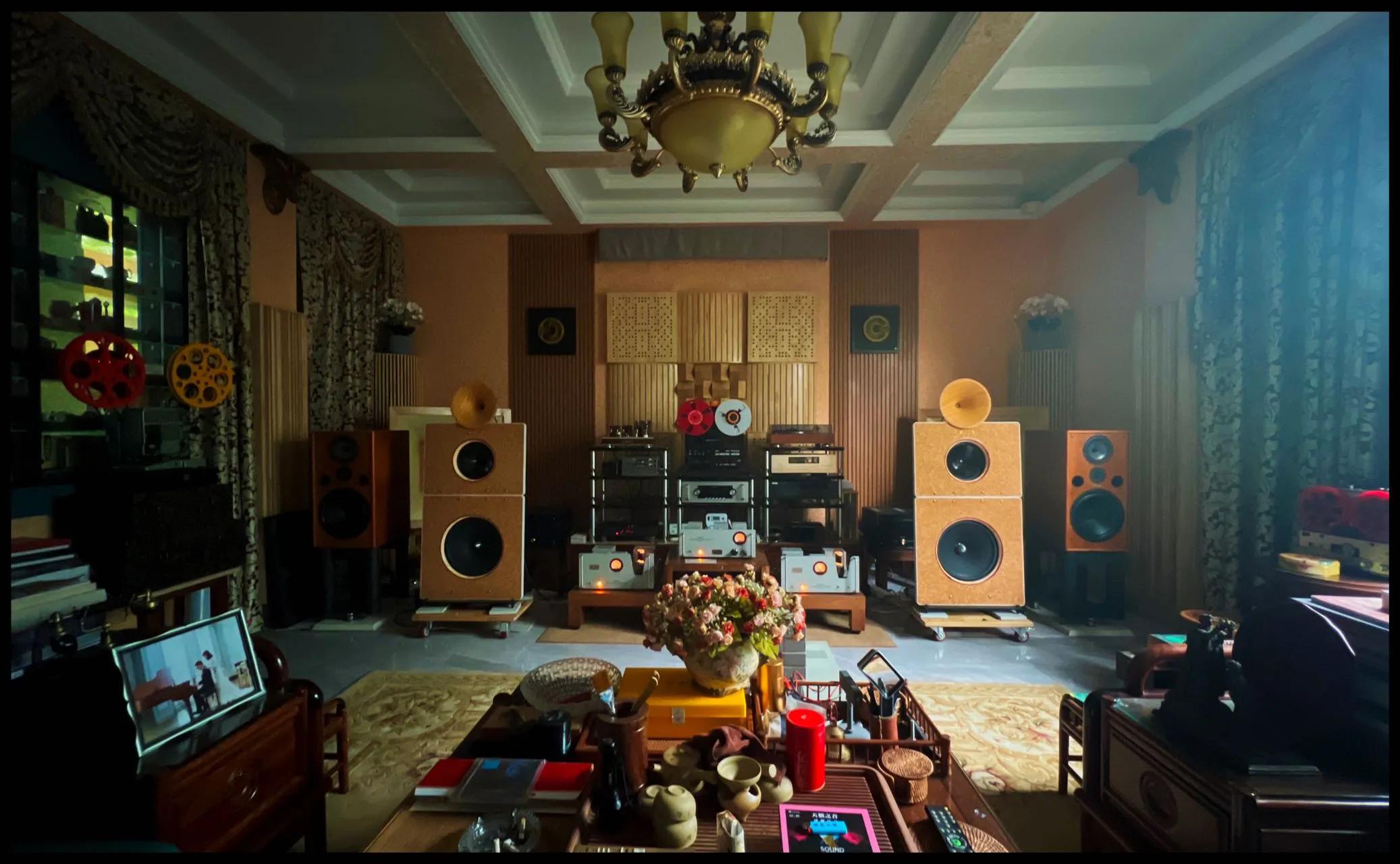 南京一位40余年的老烧友对麒麟“朱雀一号”全频小书架的评价