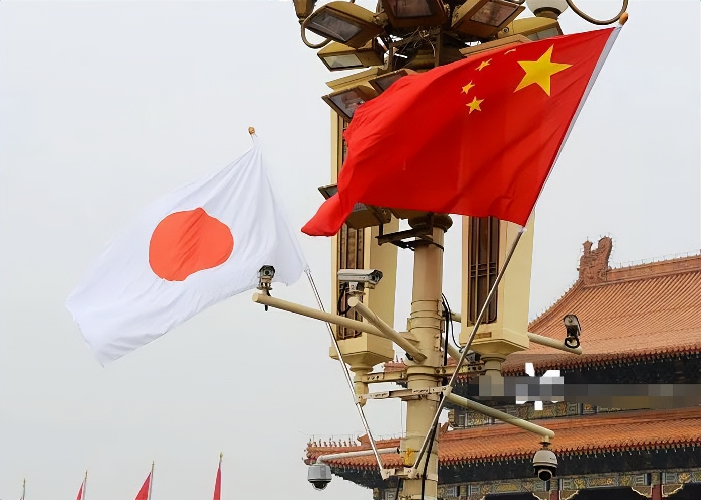 7月10日上午新消息，台海局势变化：中方宣布对日本“全面禁令”