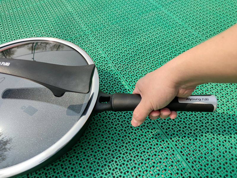 九阳晶钻大魔王不粘锅测评,九阳大磨王不粘锅二代煎鸡蛋