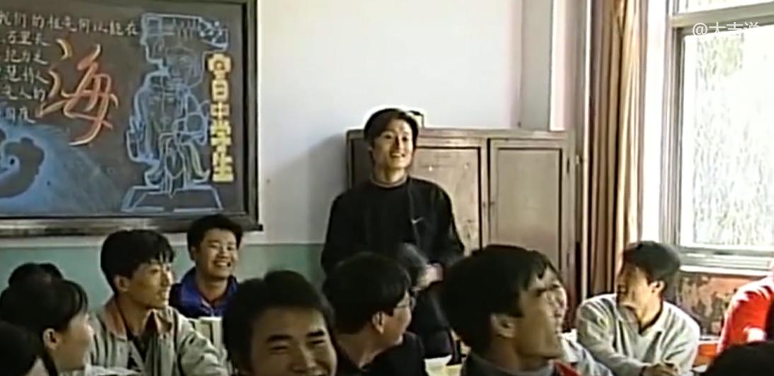 刑侦剧连载84：校霸肆意*辱侮**欺压老实人，殊不知爆发后一刀反杀