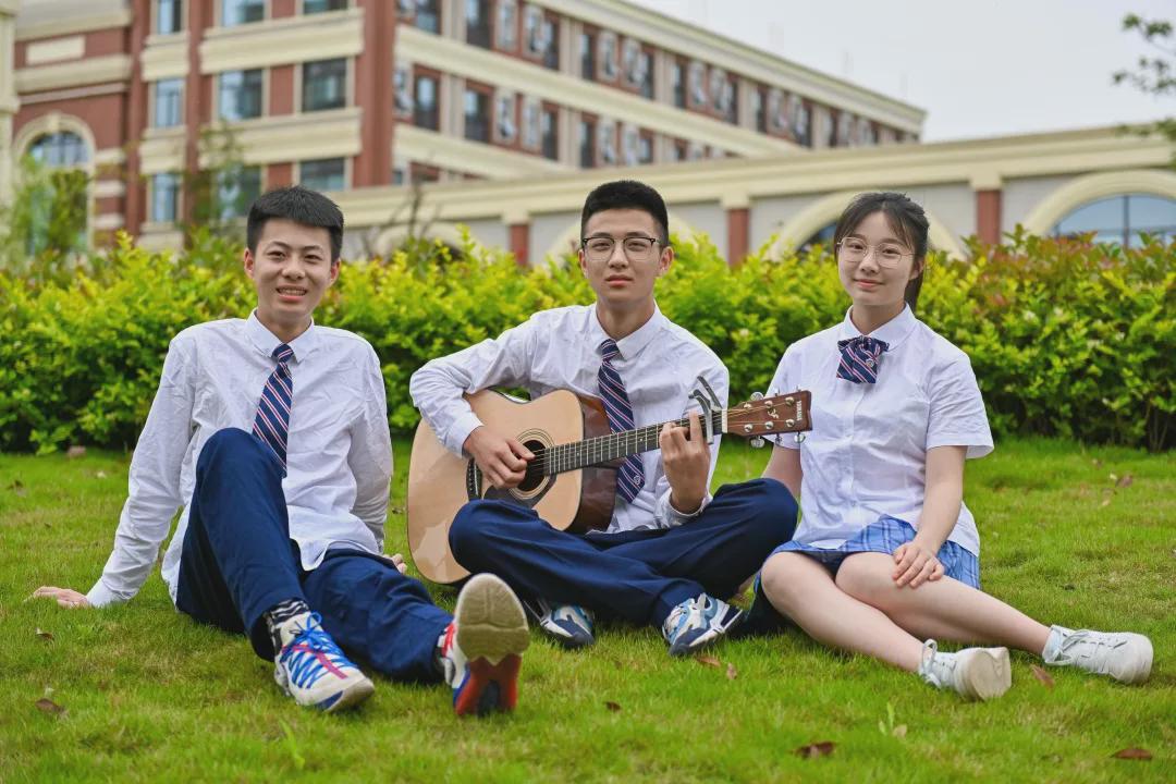 求贤若渴广纳英才,求贤若渴