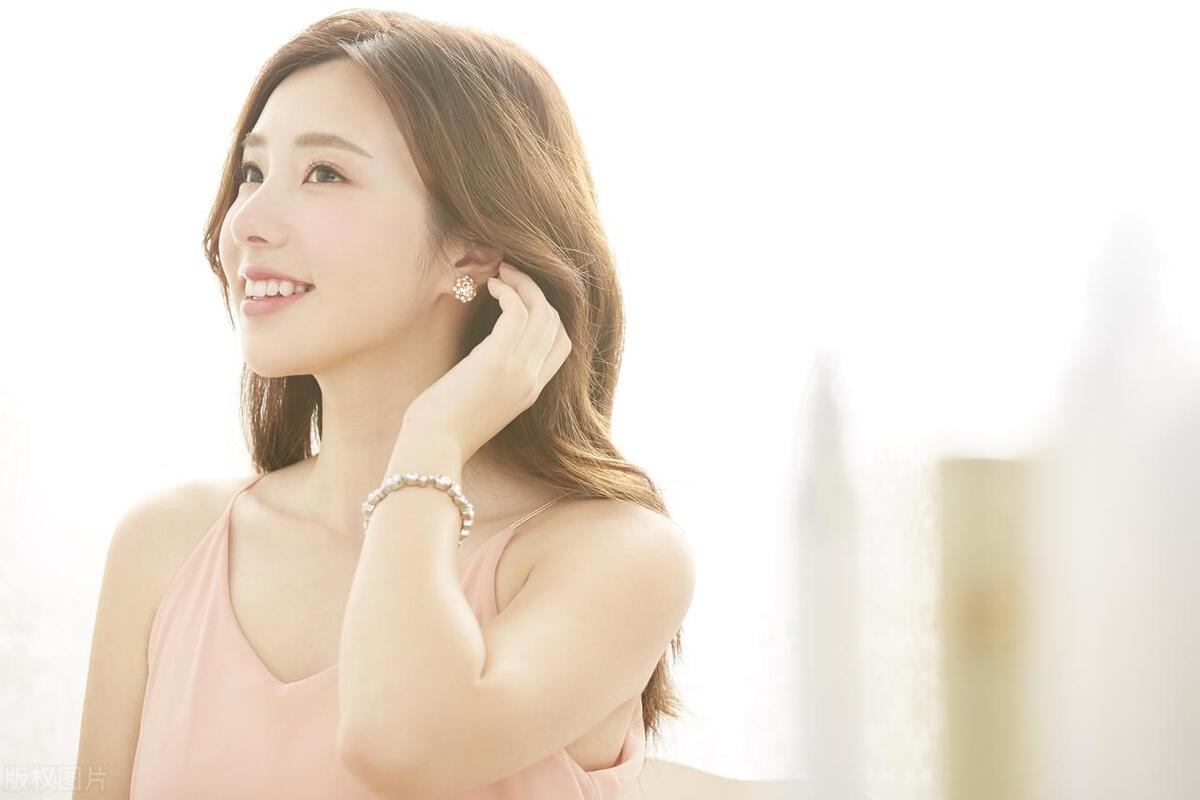 怎么用最温和的方法去黑头,去黑头小窍门轻轻松松黑头一扫光