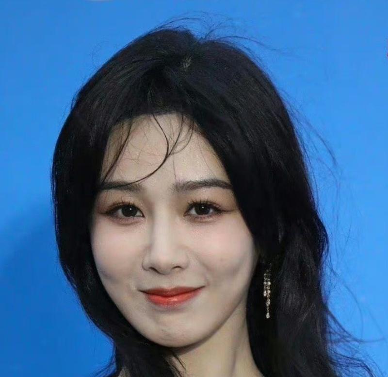 杨幂杨紫鞠婧祎,鞠婧祎杨幂杨紫的照片