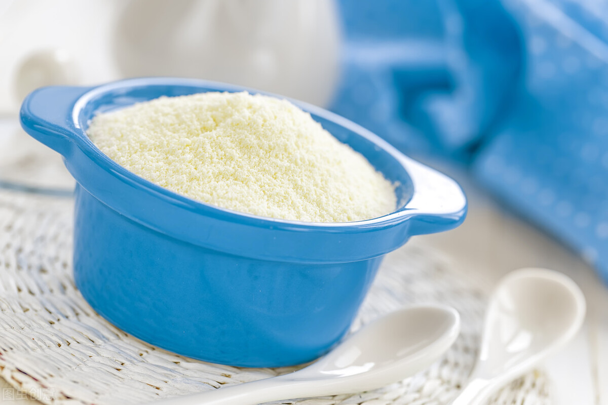 如何选择价格便宜好的奶粉,买奶粉选大牌