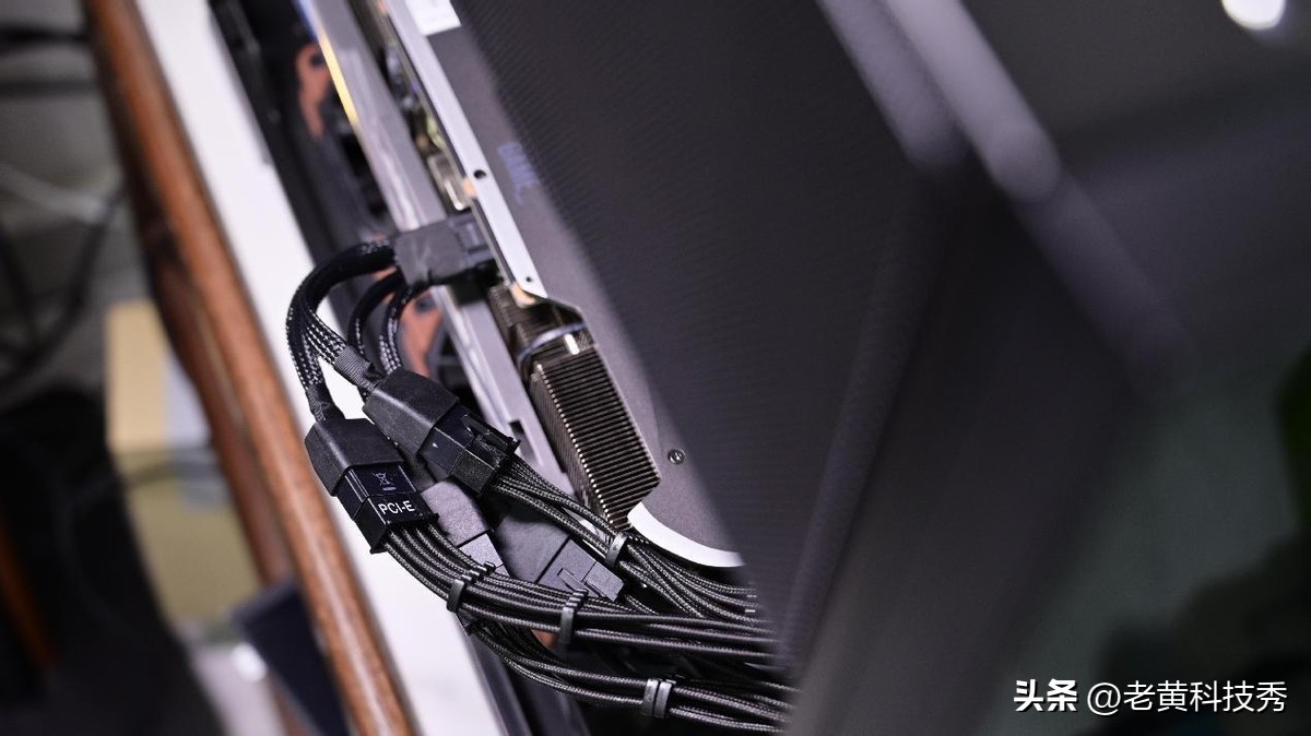 rtx4090用什么显示器,rtx4090显示器