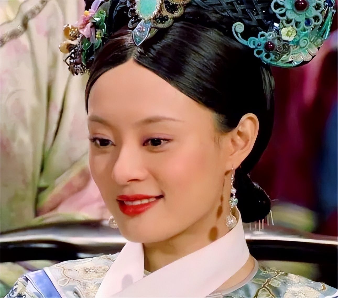 甄嬛传华妃第几集发现欢宜香,甄嬛传淳儿发现华妃秘密后续