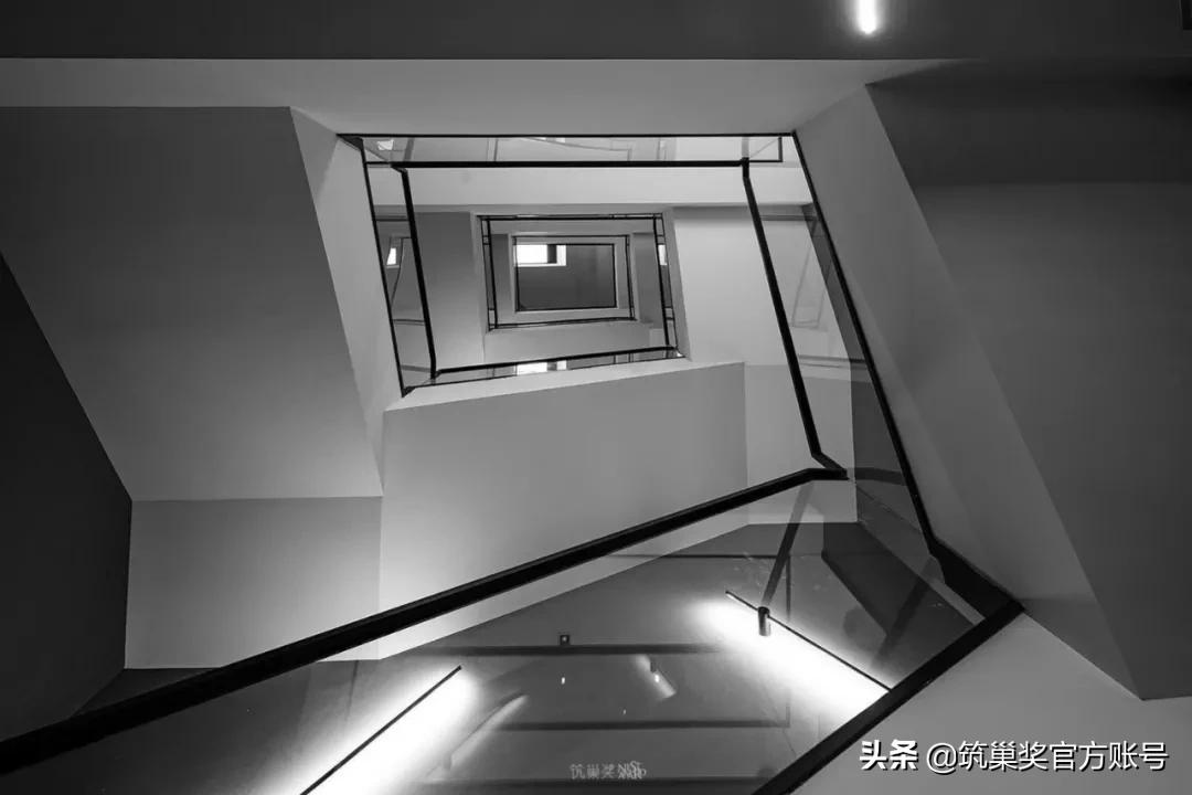 纯黑色装修设计师,纯黑色家装设计