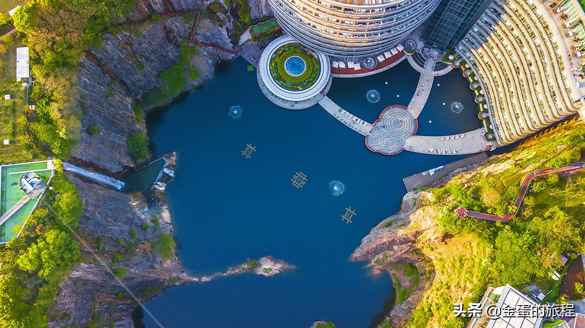 上海深坑酒店的深坑怎么形成的,上海旅游攻略上海深坑酒店