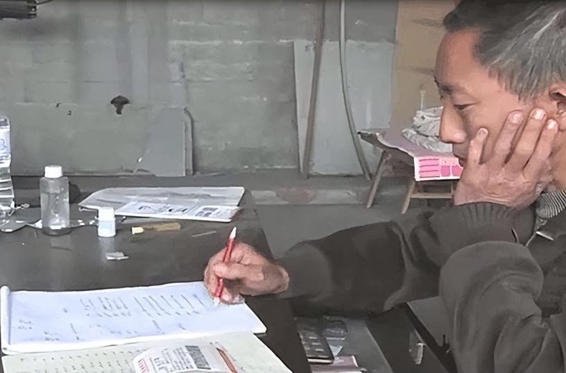 小伙卖彩票一年挣80亿,靠彩票一夜暴富走上人生巅峰