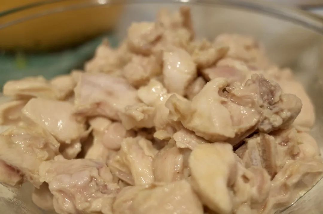 终于炒出了两锅会说自贡话的兔儿