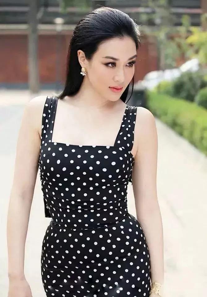 钟丽缇惊艳美照图片,钟丽缇年轻最美图照