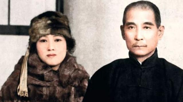 中央邀请宋庆龄参加政协会议，宋提出三个条件，毛主席如何答复？